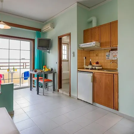 Aparthotel Louladakis
